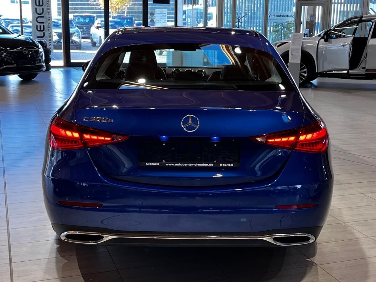 Mercedes-Benz C 300 e C -Klasse Lim ACC+AHKLED+Navi+KAM+SR&WR