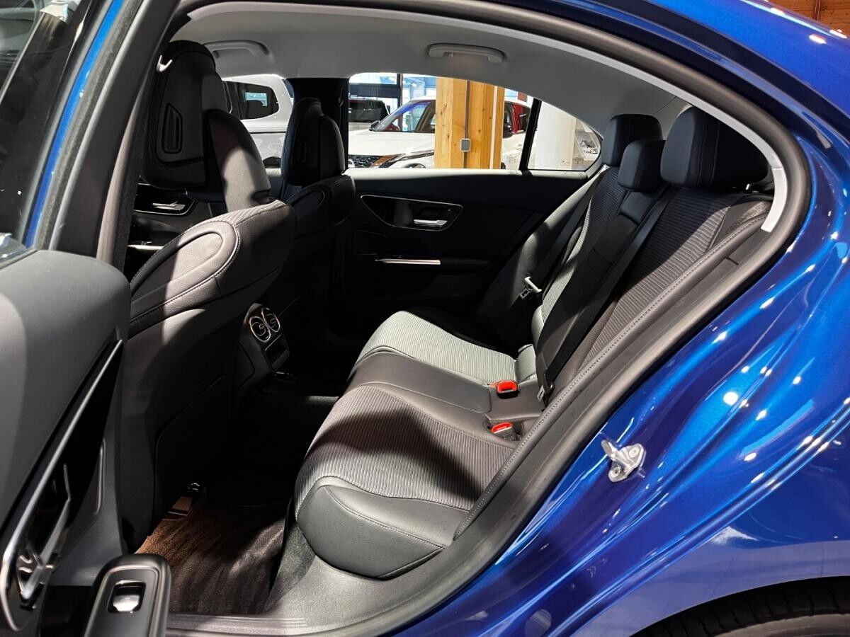 Mercedes-Benz C 300 e C -Klasse Lim ACC+AHKLED+Navi+KAM+SR&WR