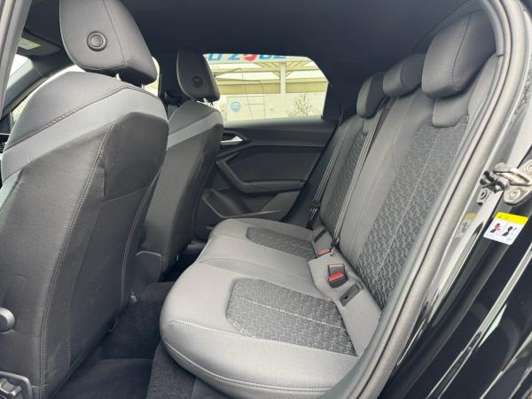 Audi A1 Sportback 25 TFSI S tronic LED, Sportsitze