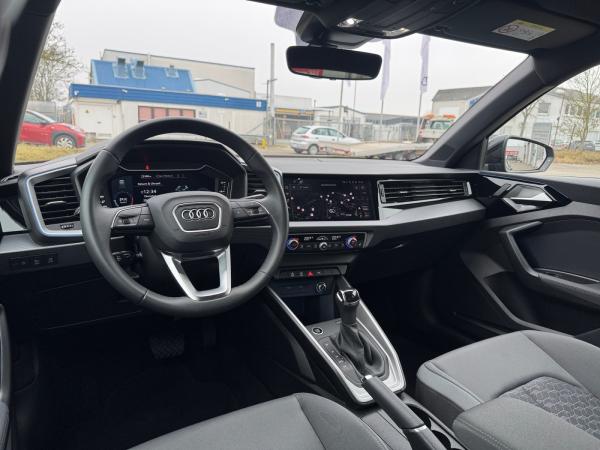 Audi A1 Sportback 25 TFSI S tronic LED, Sportsitze