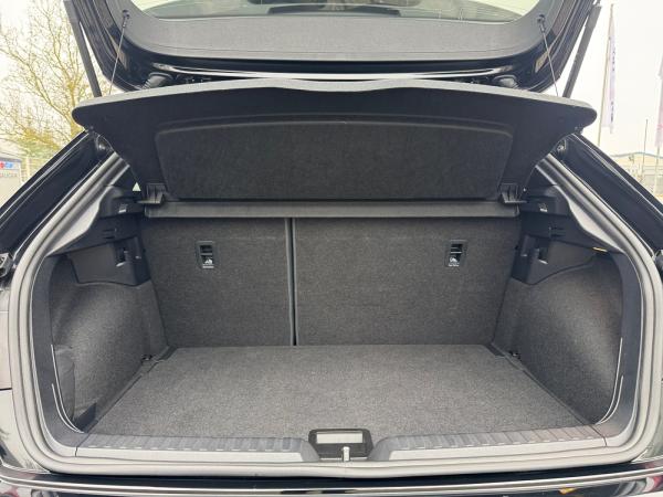 Audi A1 Sportback 25 TFSI S tronic LED, Sportsitze