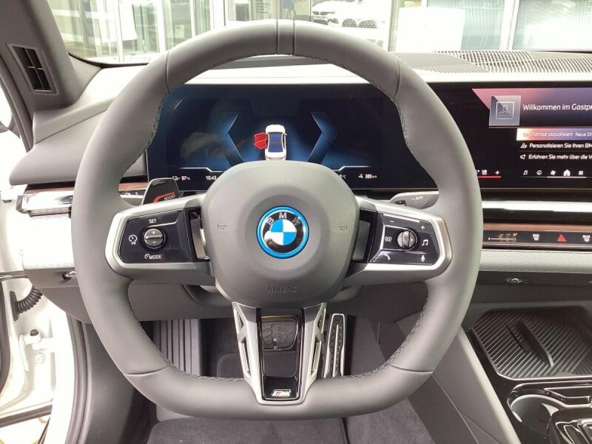 BMW i5 xDrive40 Lim. M-SPORT 0,25% Versteuerung und +25% NACHLASS -SCHNELL SEIN!!!!