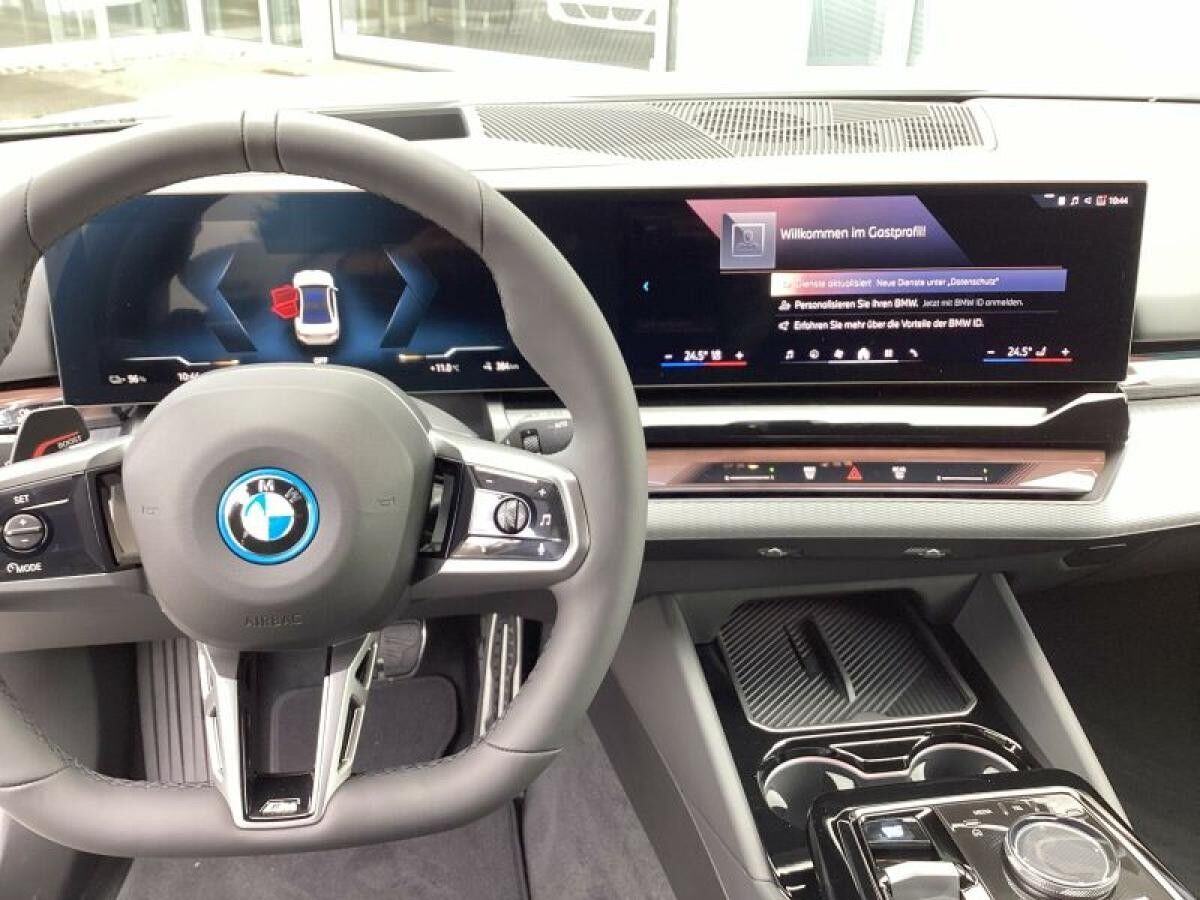 BMW i5 xDrive40 Lim. M-SPORT 0,25% Versteuerung und +25% NACHLASS -SCHNELL SEIN!!!!