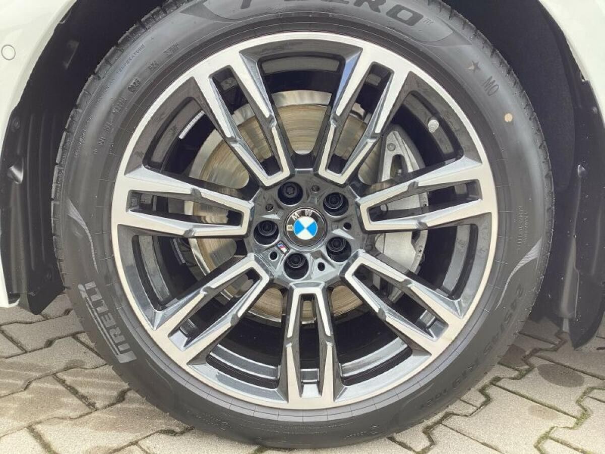 BMW i5 xDrive40 Lim. M-SPORT 0,25% Versteuerung und +25% NACHLASS -SCHNELL SEIN!!!!