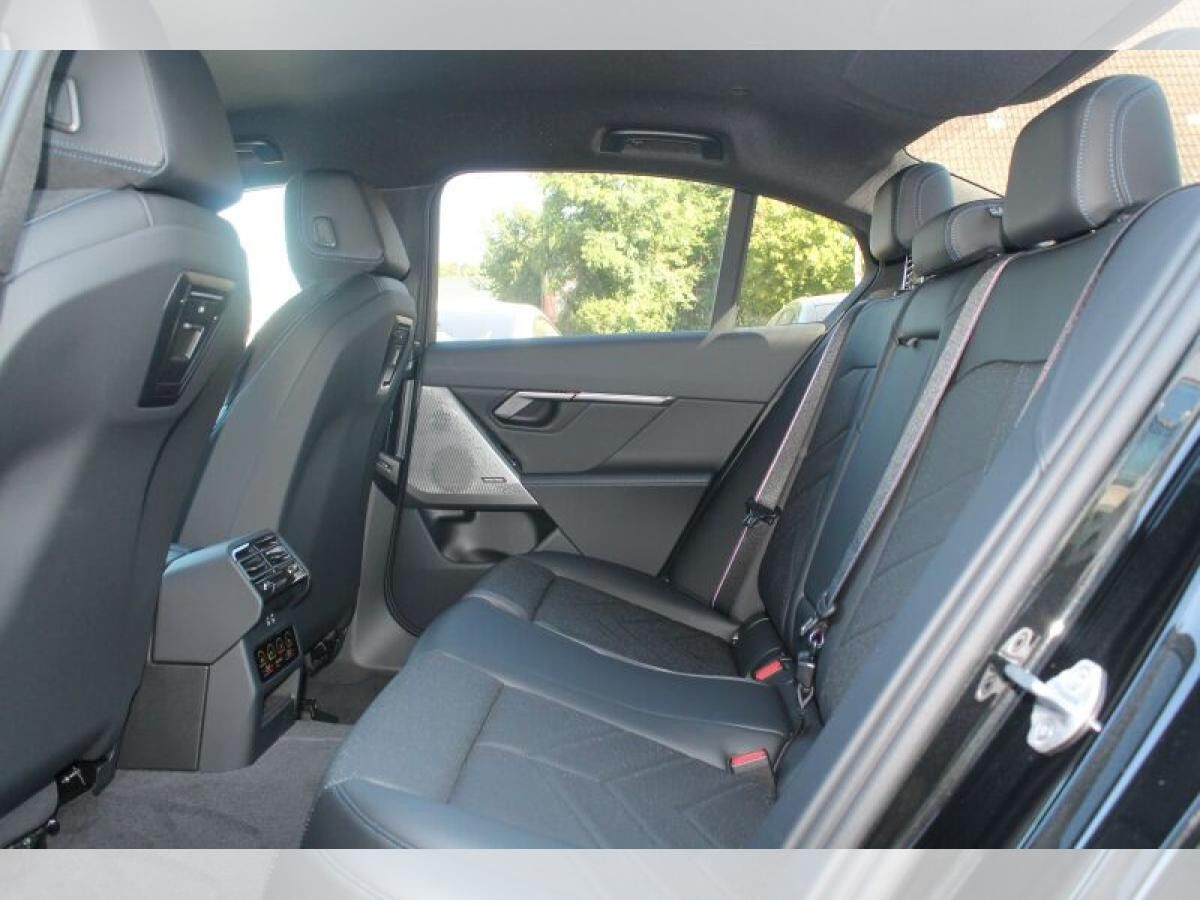 BMW i5 xDrive40 M-SPORT PRO Limo. *0,25% Versteuerung +25% Nachlass SEHR SCHNELL SEIN!!!*