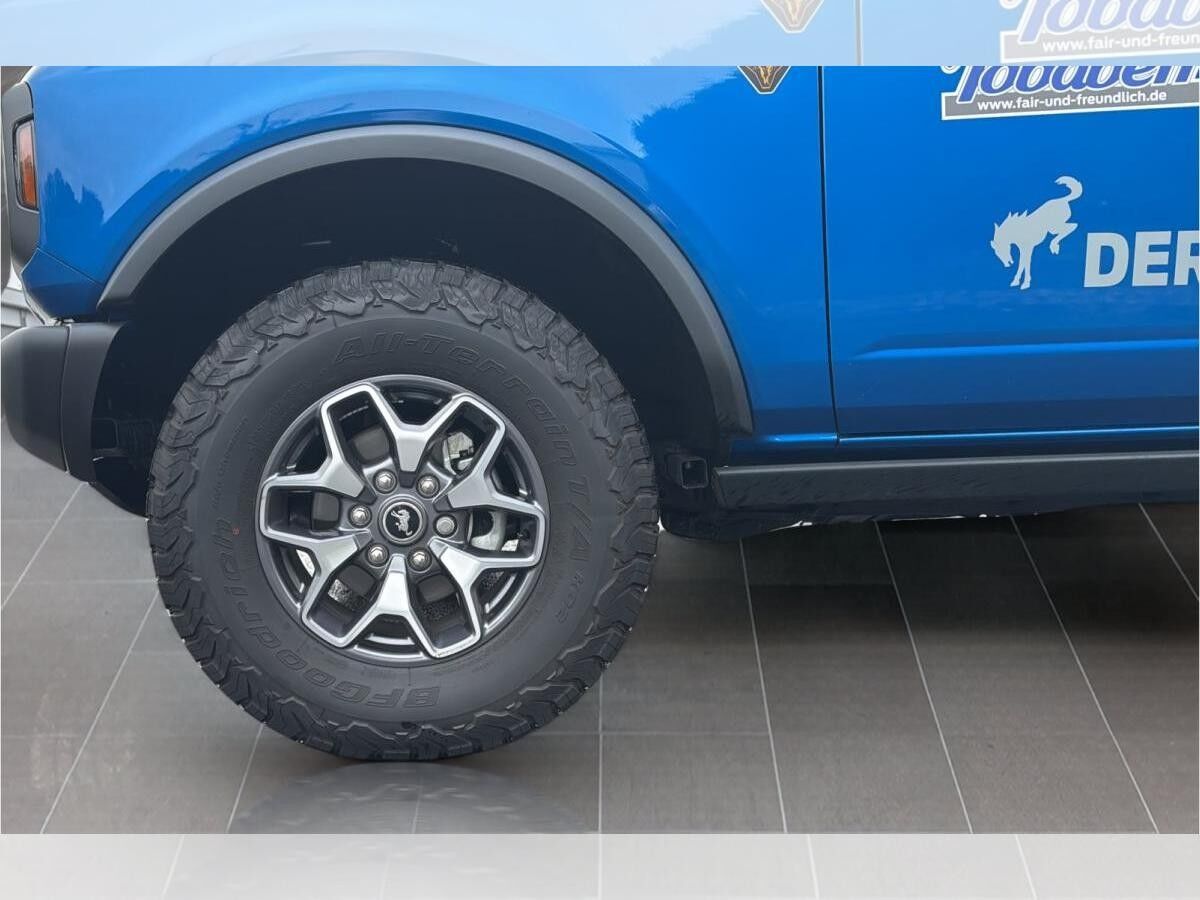 Ford Bronco Badlands + Heckzelt + B&O + Diff Sperre