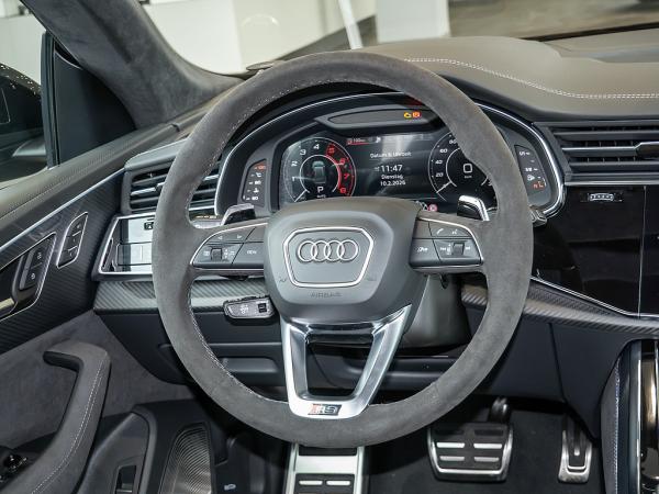 Audi RS Q8 SUV performance