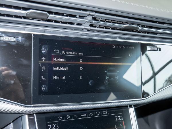 Audi RS Q8 SUV performance