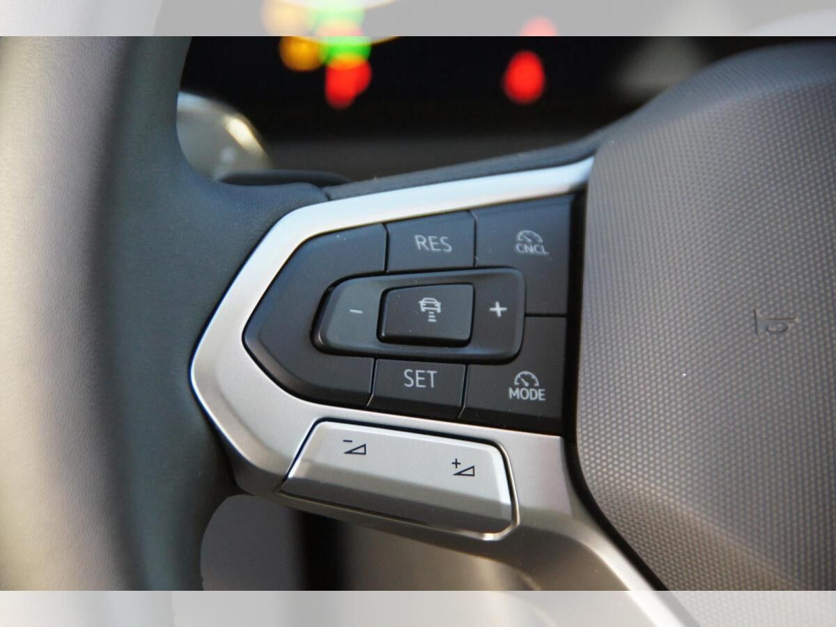 Volkswagen Crafter 35 Kasten lang Hochdach L4H3 LED ACC AHK