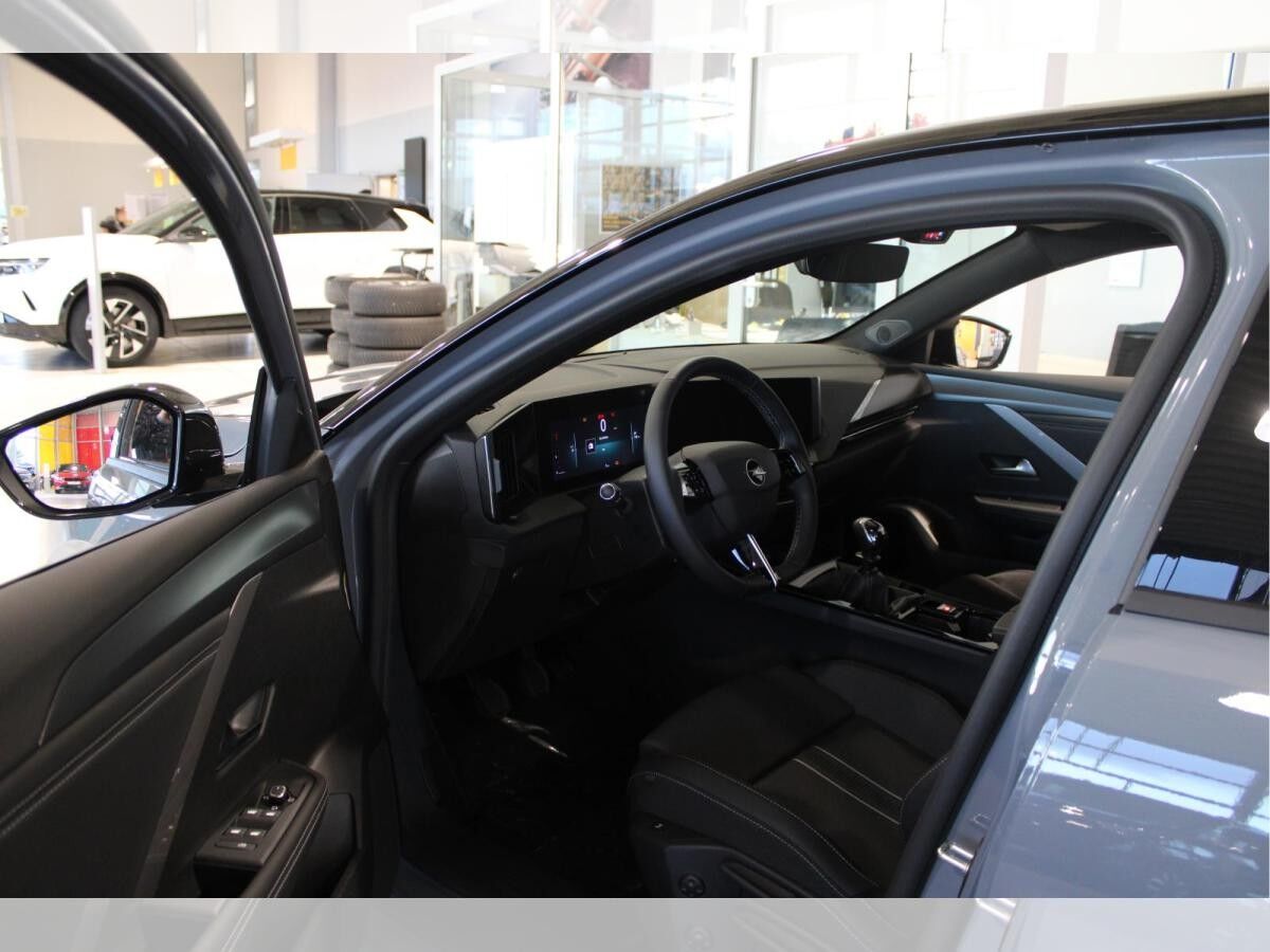 Opel Astra ST 1.2 Turbo GS