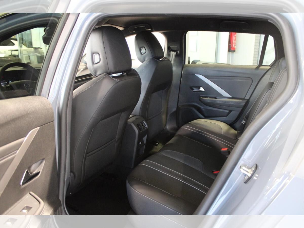 Opel Astra ST 1.2 Turbo GS