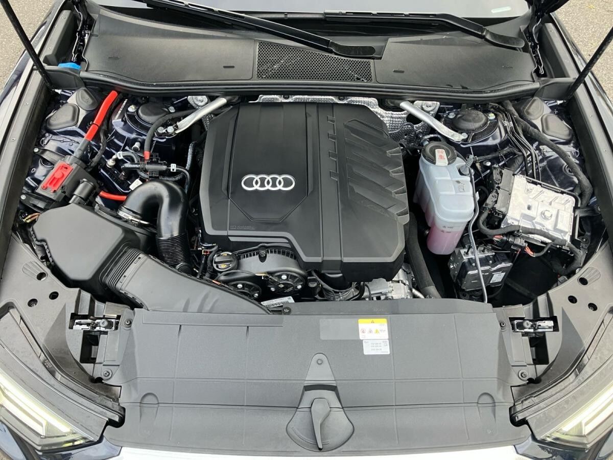 Audi A6 Avant advanced 45TFSI quattro S-tronic / Pano