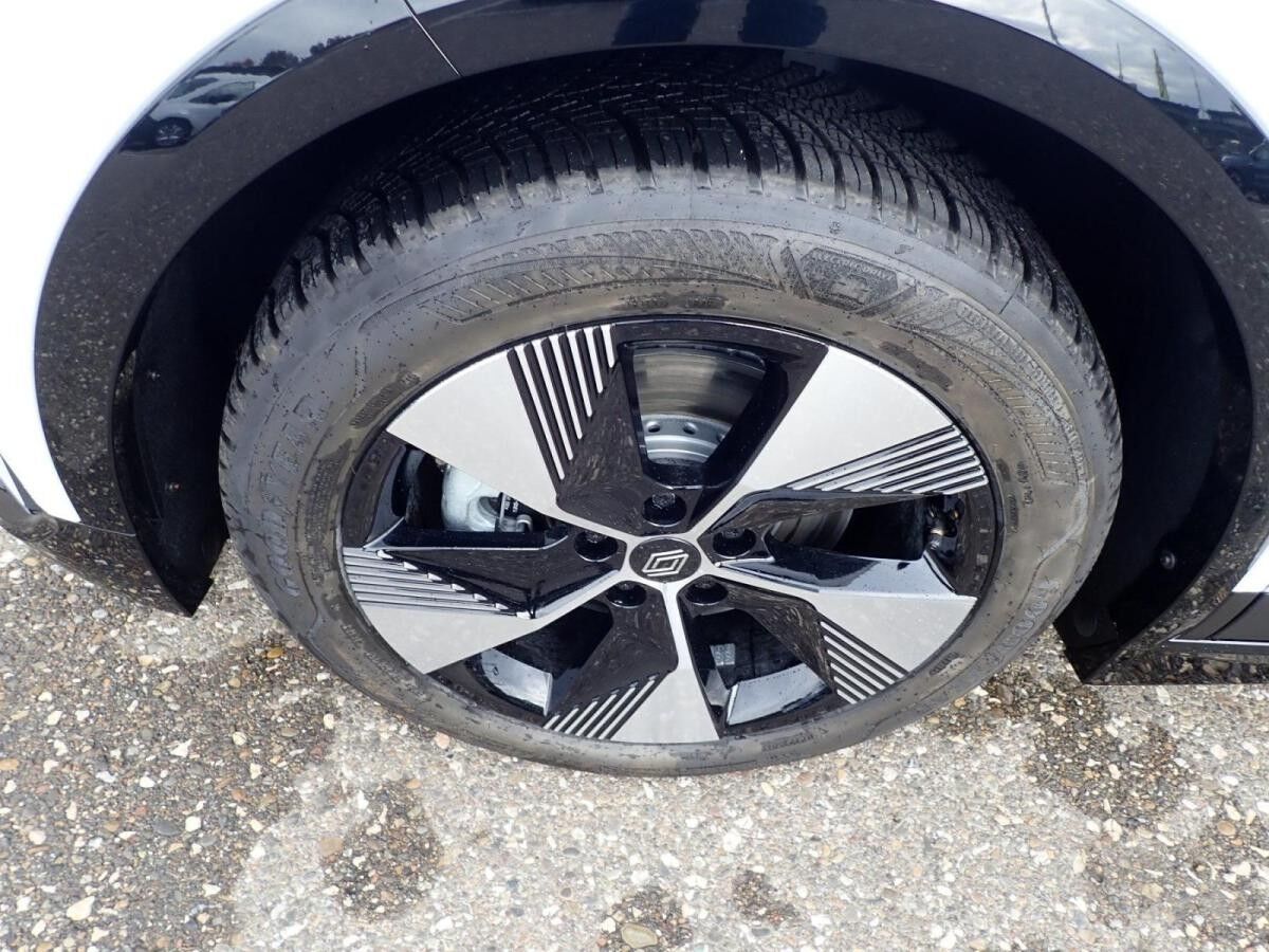 Renault Megane E-Tech Techno 220 Comfort Range