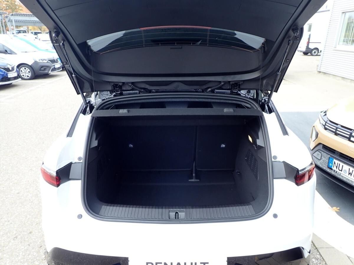 Renault Megane E-Tech Techno 220 Comfort Range