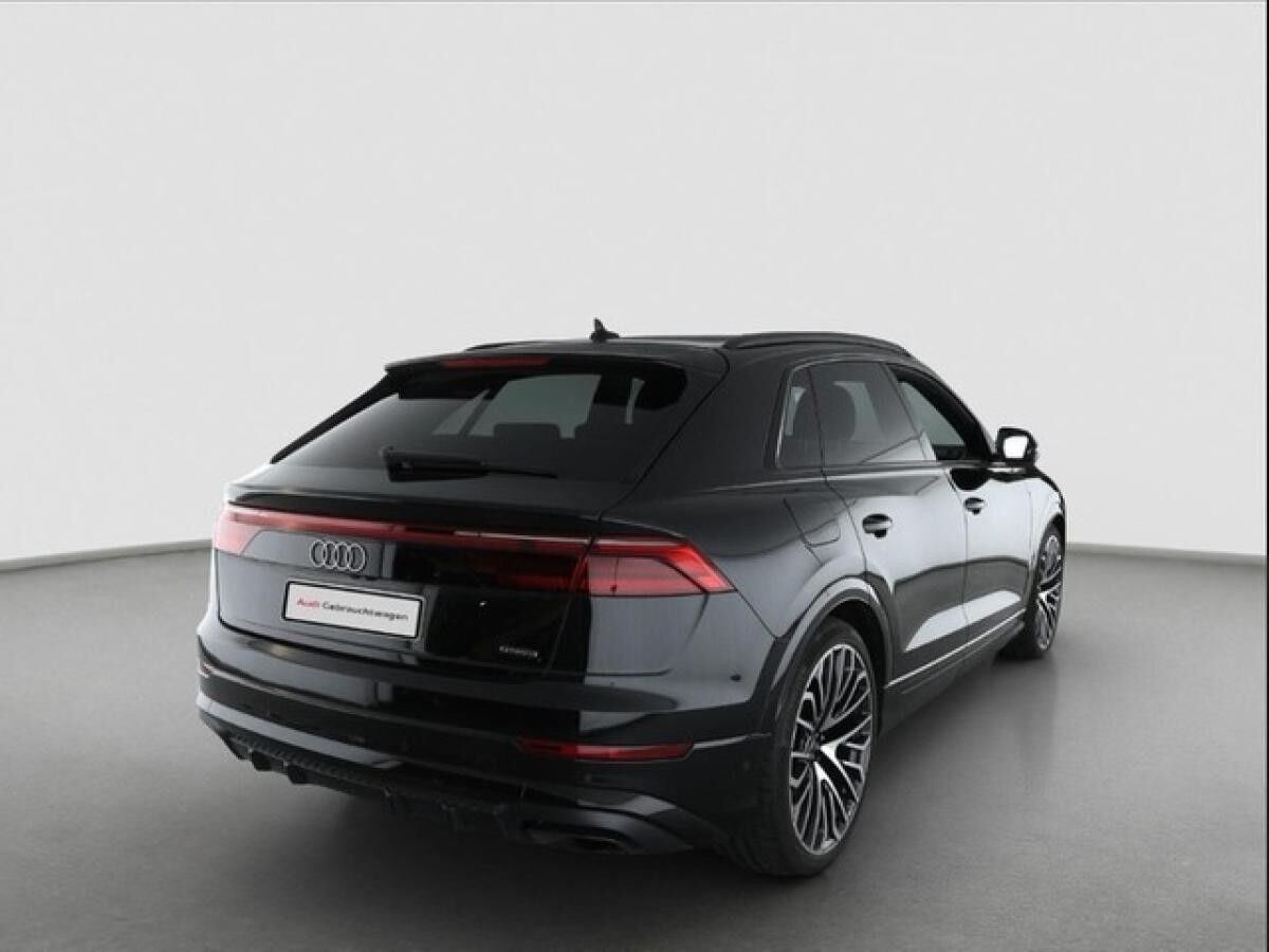 Audi Q8 SUV S line 55 TFSI quattro tiptronic *HUD*AHK