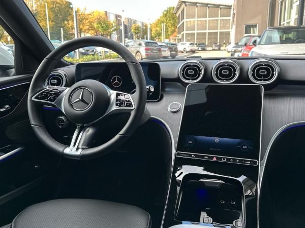 Mercedes-Benz C 200 T Avantgarde Digital-Light AHK Ambiente