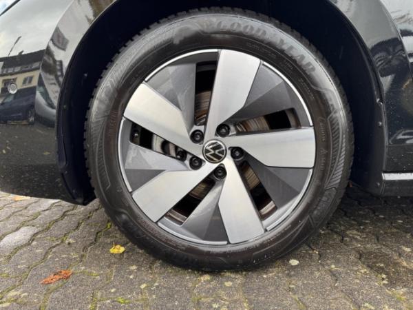 Volkswagen Passat Variant Business 1,5 l eTSI DSG LED Navi AHK Climatronic