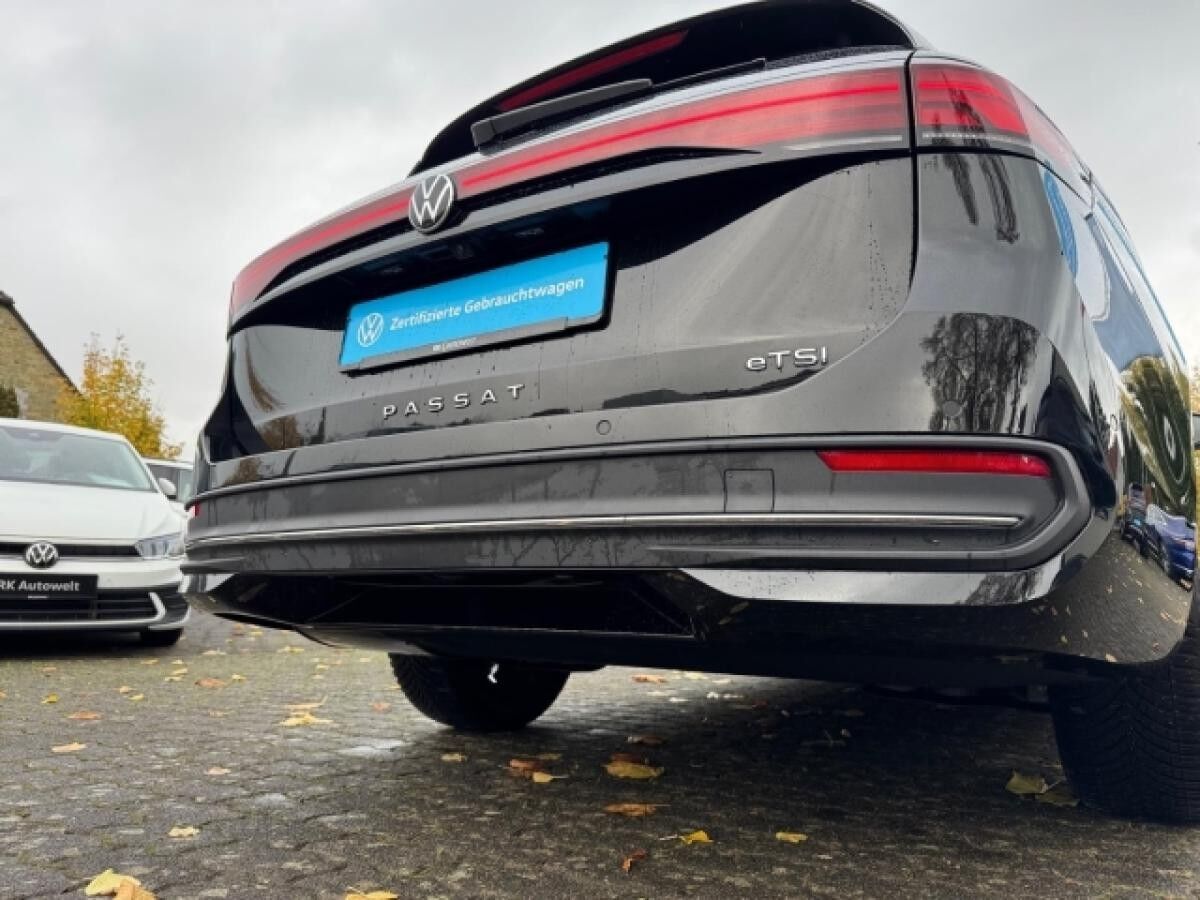 Volkswagen Passat Variant Business 1,5 l eTSI DSG LED Navi AHK Climatronic