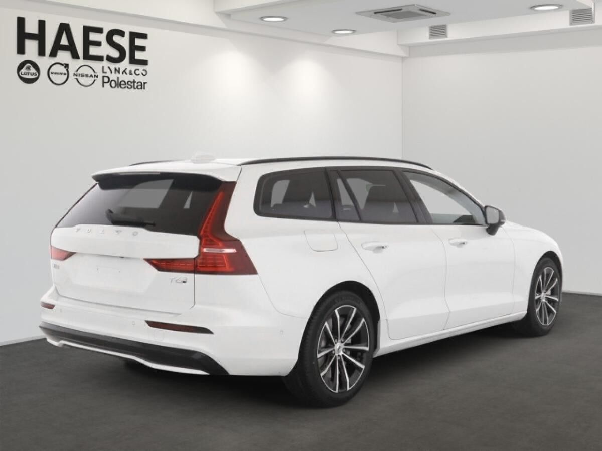 Volvo V60 T6 Plus Dark  Plug-In Hybrid AWD Voll-LED 360°Kamera