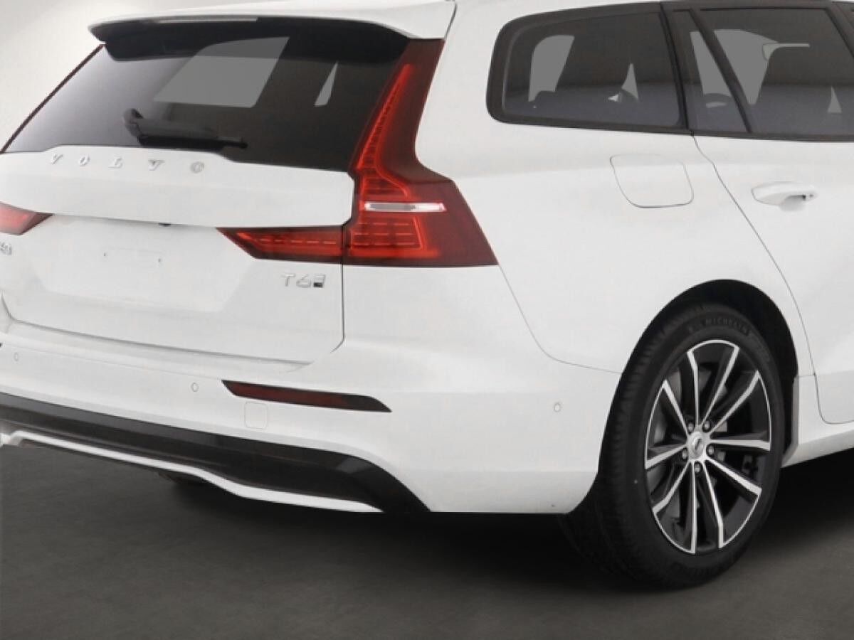 Volvo V60 T6 Plus Dark  Plug-In Hybrid AWD Voll-LED 360°Kamera