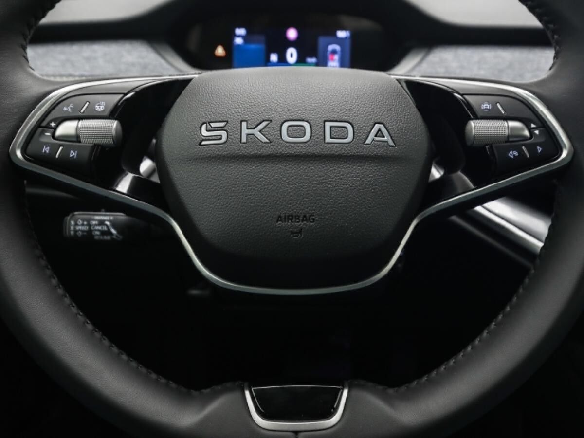 Skoda Elroq 60 Loft AHK Navi Kamera ACC