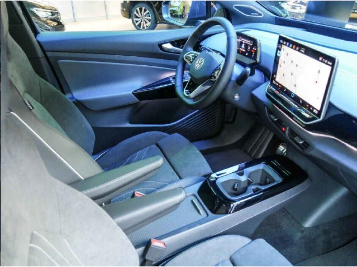 Volkswagen ID.4 Pro h AHK,IQ-DRIVE,BLACKEDITION Lagerwagen !