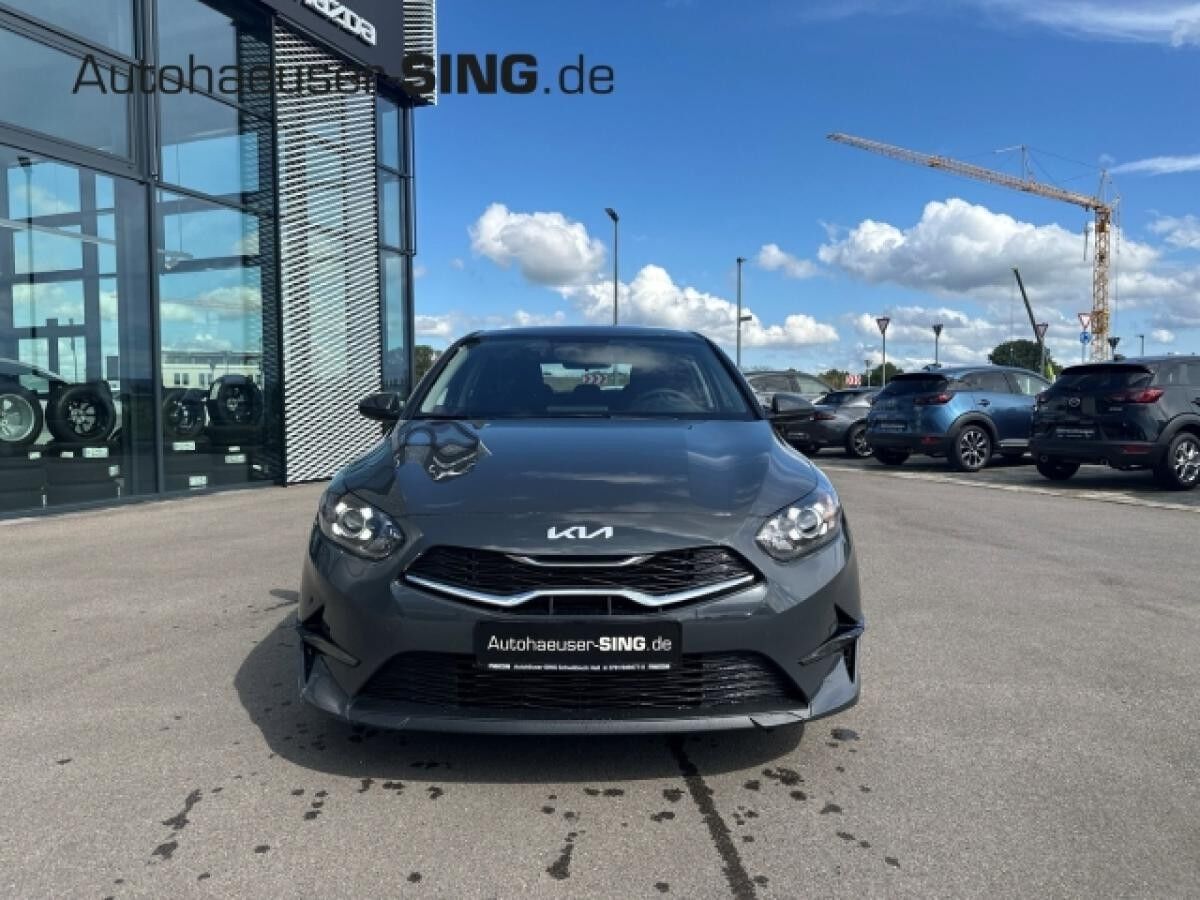 Kia Ceed Navi Tempomat Kamera Klima AppleCar Sitzhz.