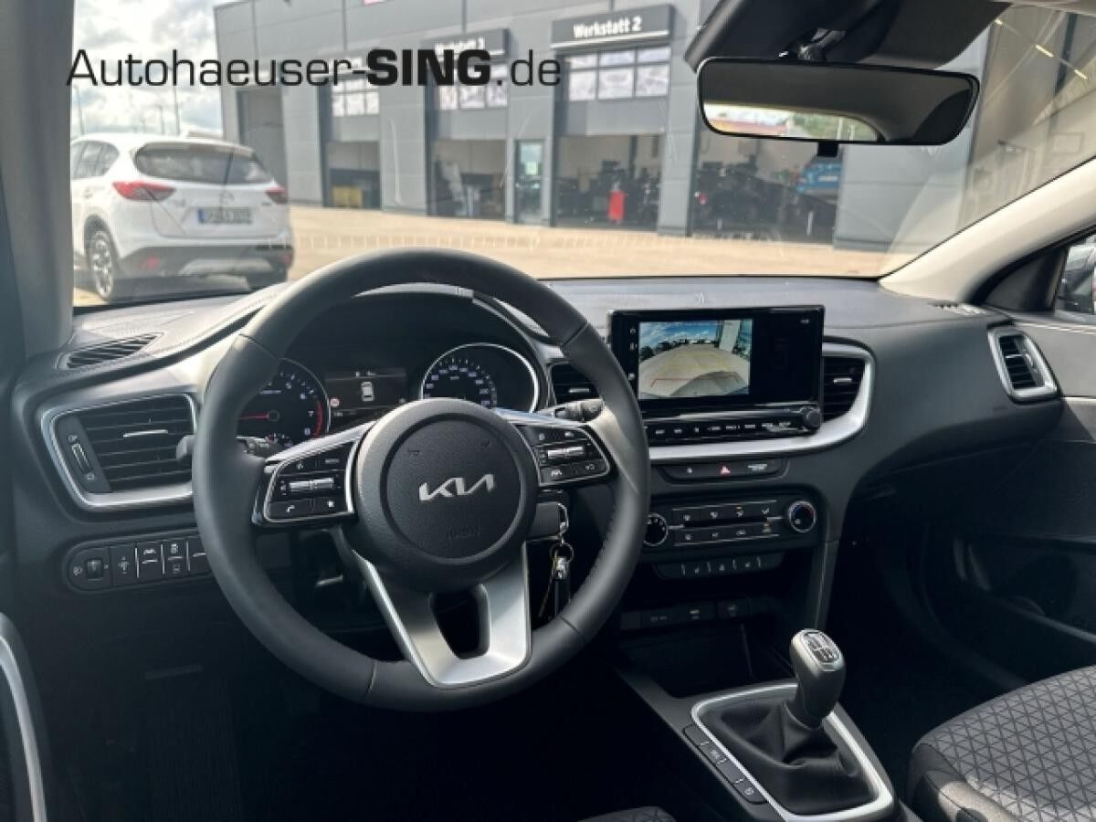 Kia Ceed Navi Tempomat Kamera Klima AppleCar Sitzhz.