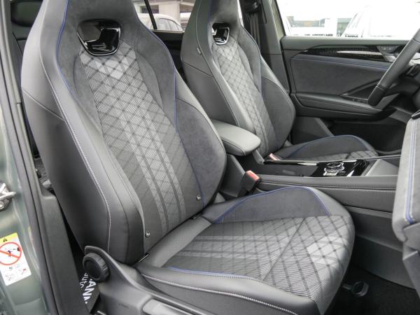 Volkswagen Tayron R-Line 2,0 l TDI SCR 4MOTION 7-Gang-Doppelkupplungsgetriebe DSG