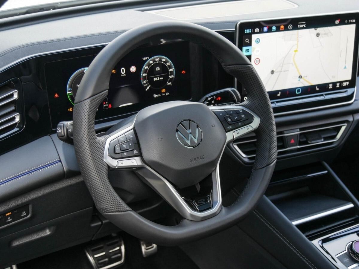 Volkswagen Tiguan R-Line 1,5 l eHybrid OPF / 6-Gang-Doppelkupplungsgetriebe DSG