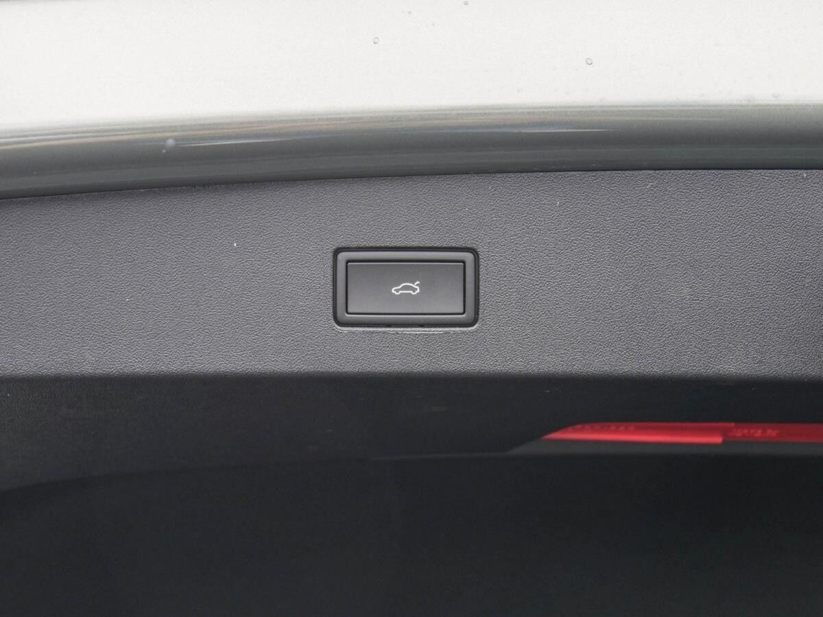 Volkswagen Tayron R-Line 2,0 l TDI SCR 4MOTION 7-Gang-Doppelkupplungsgetriebe DSG