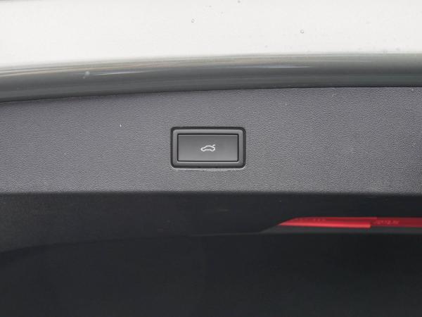 Volkswagen Tayron R-Line 2,0 l TDI SCR 4MOTION 7-Gang-Doppelkupplungsgetriebe DSG