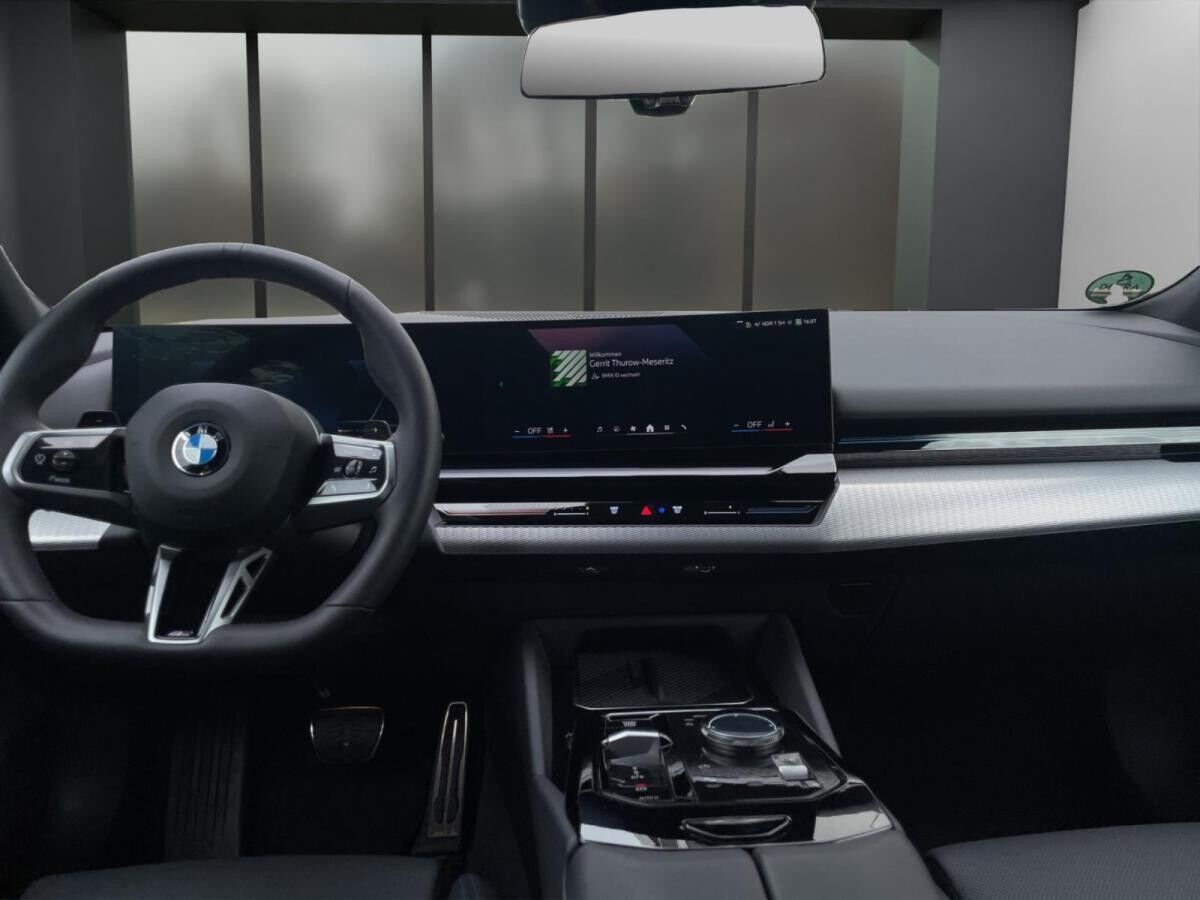 BMW 520 Touring | M-Sport  21 ZOLL 360° H/K