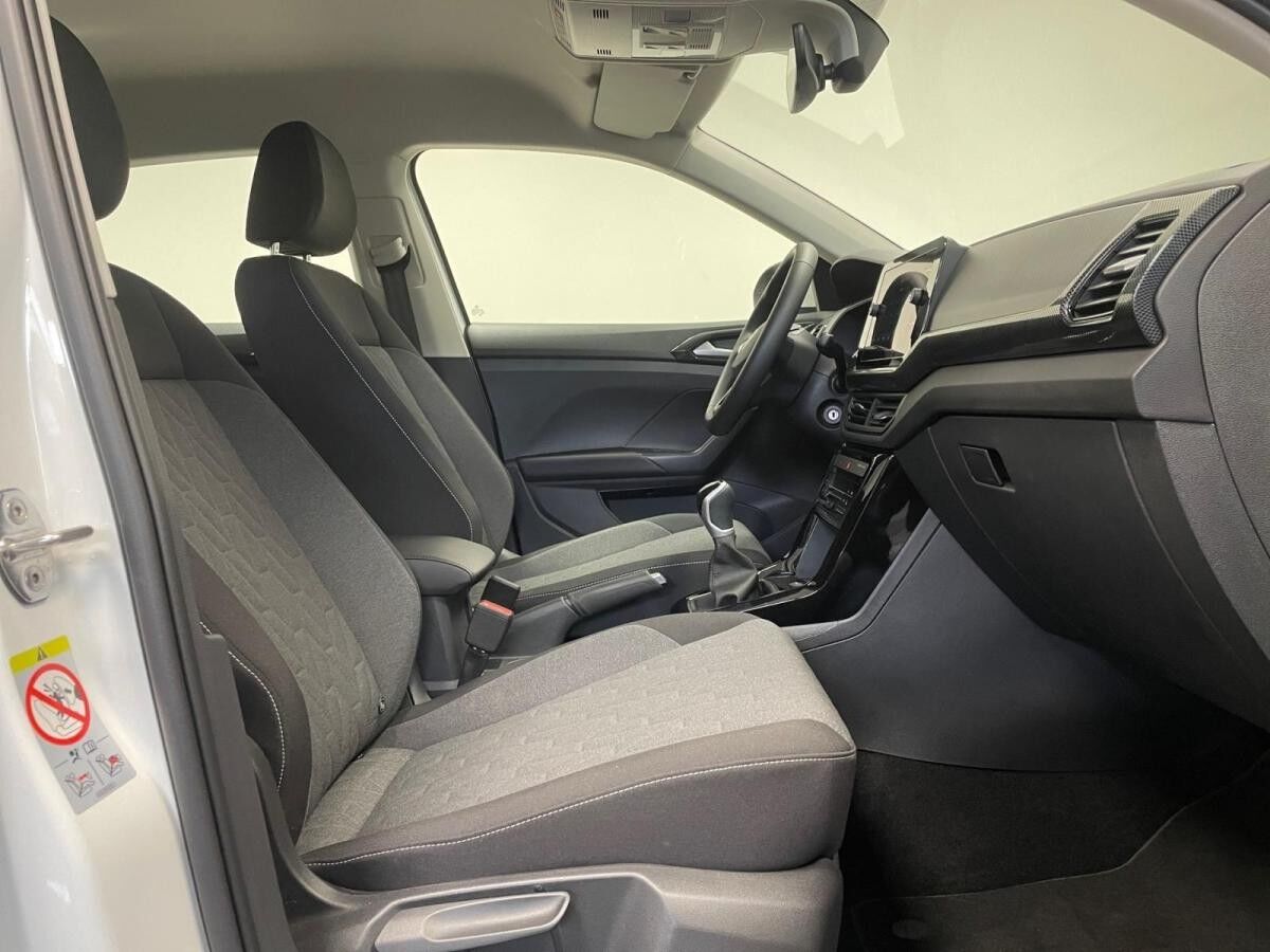 Volkswagen T-Cross Life 1.0 TSI 70kW - LED Rear View LM SHZ IQ.Drive DAB+ MFL App-Connect Digital Cockpit