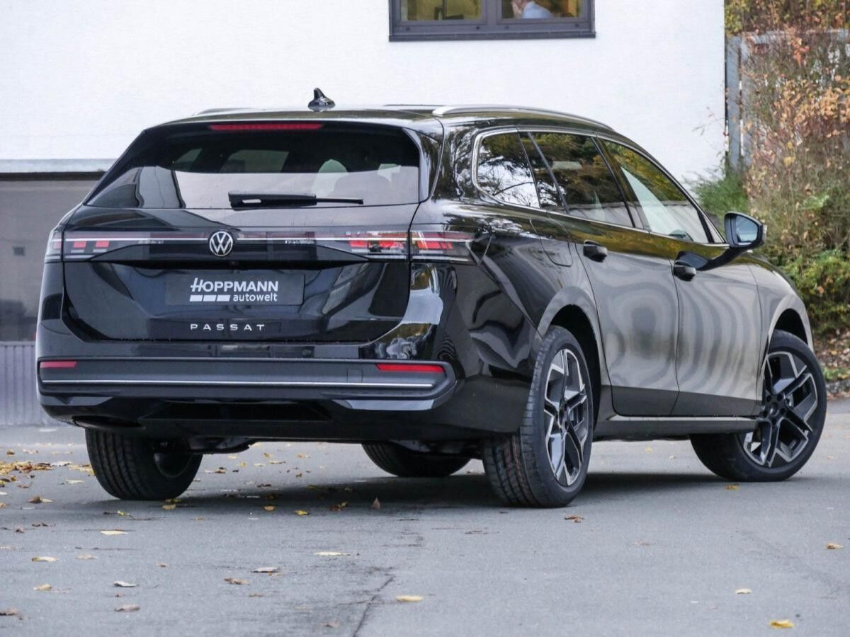 Volkswagen Passat Business 2,0 TDI 7 DSG AHK,IQ Lagerwagen !