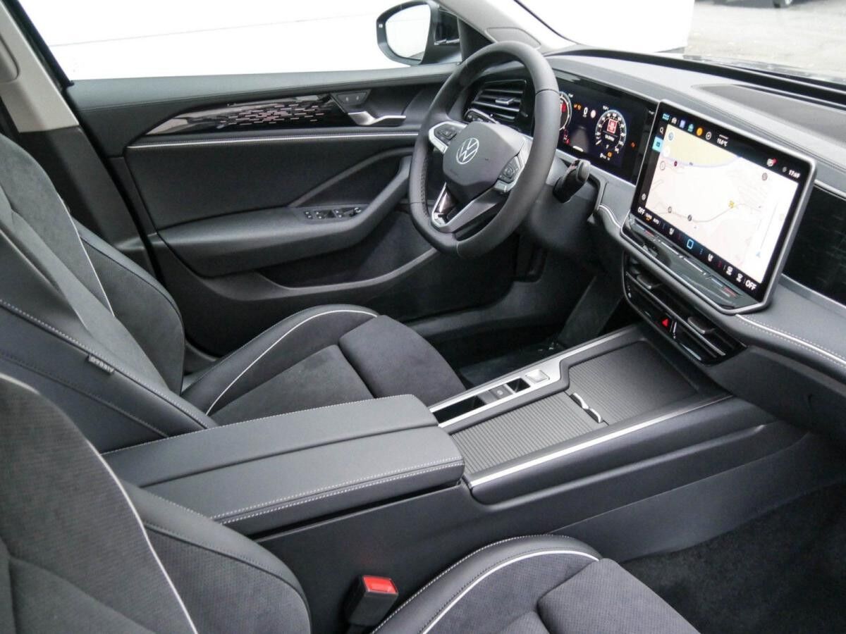 Volkswagen Passat Business 2,0 TDI 7 DSG AHK,IQ Lagerwagen !