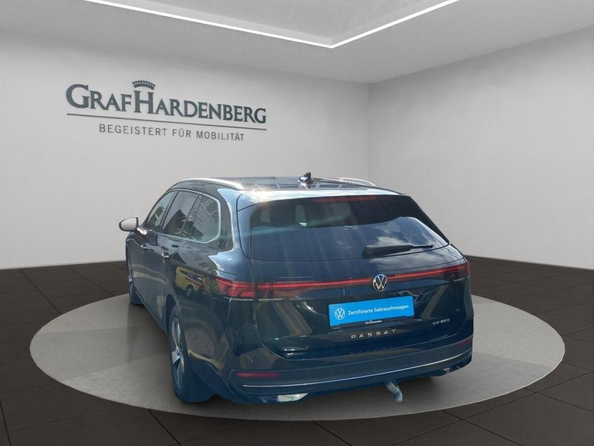 Volkswagen Passat Variant 1.5 TSI eHybrid DSG Business Navi