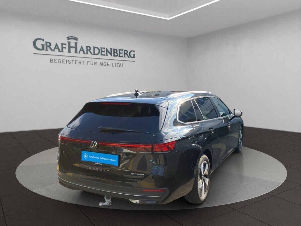 Volkswagen Passat Variant 1.5 TSI eHybrid DSG Business Navi