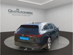 Volkswagen Passat Variant 1.5 eHybrid DSG Business Navi