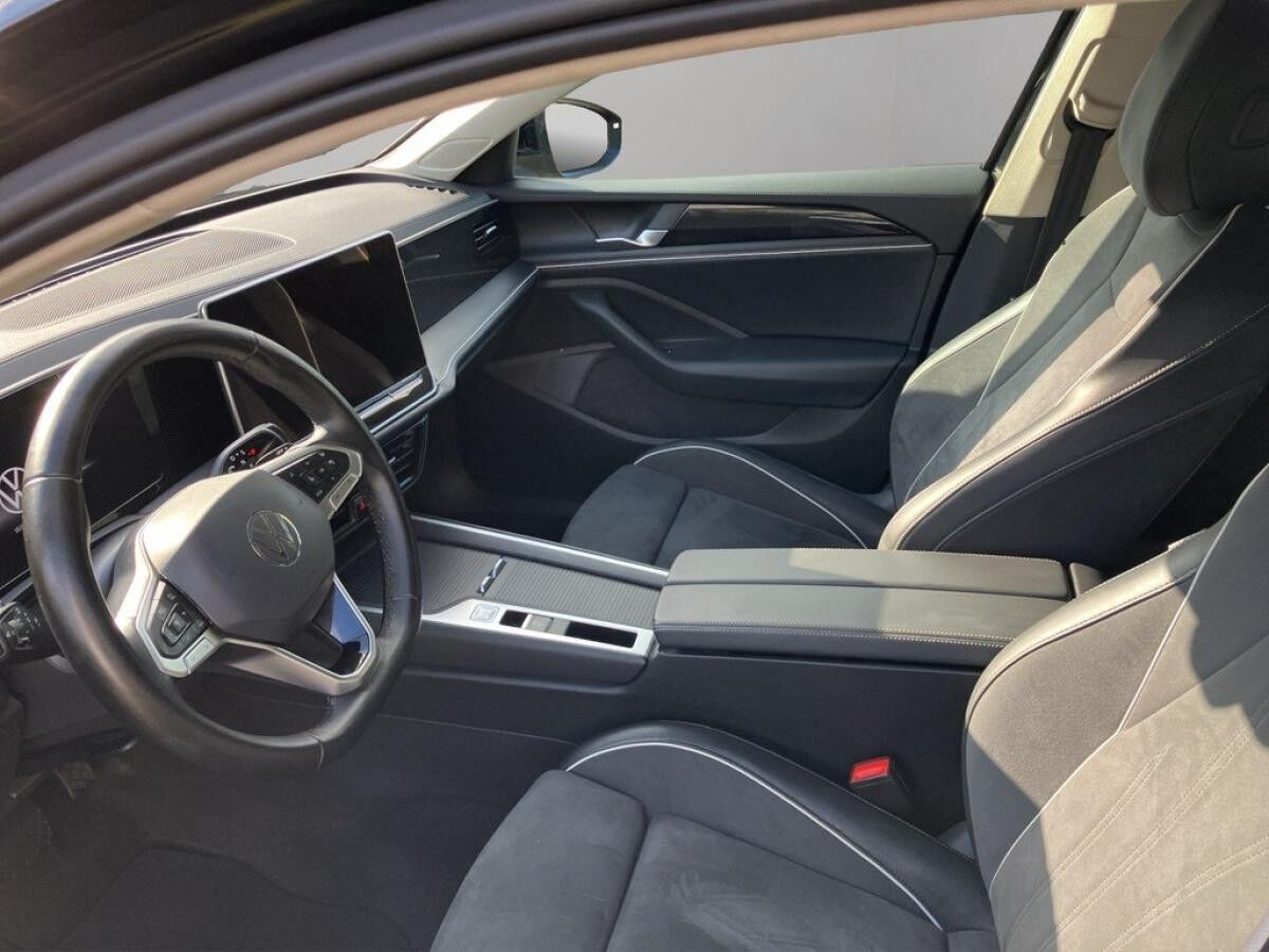 Volkswagen Passat Variant 1.5 TSI eHybrid DSG Business Navi