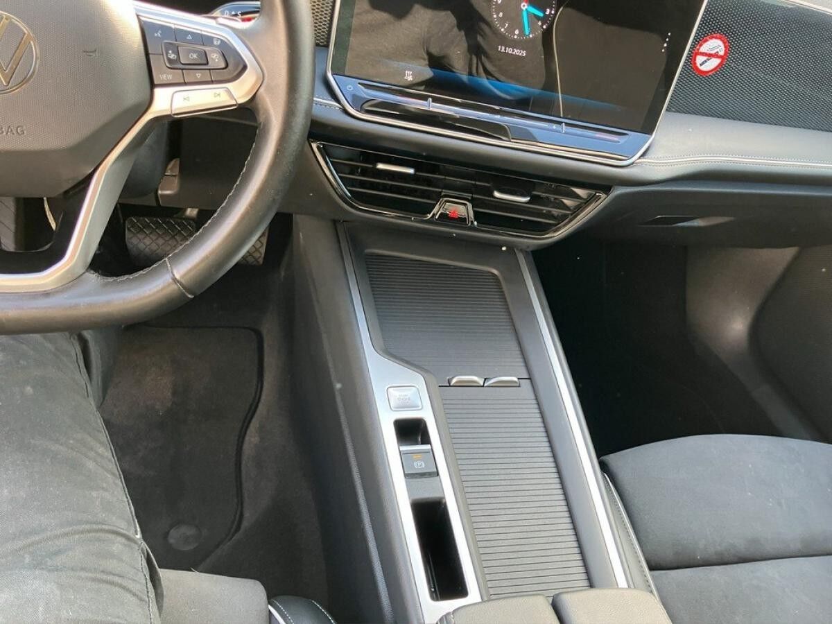 Volkswagen Passat Variant 1.5 TSI eHybrid DSG Business Navi