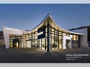 Volvo XC60 T6 Ultra Black Edition+Luftfahrwerk