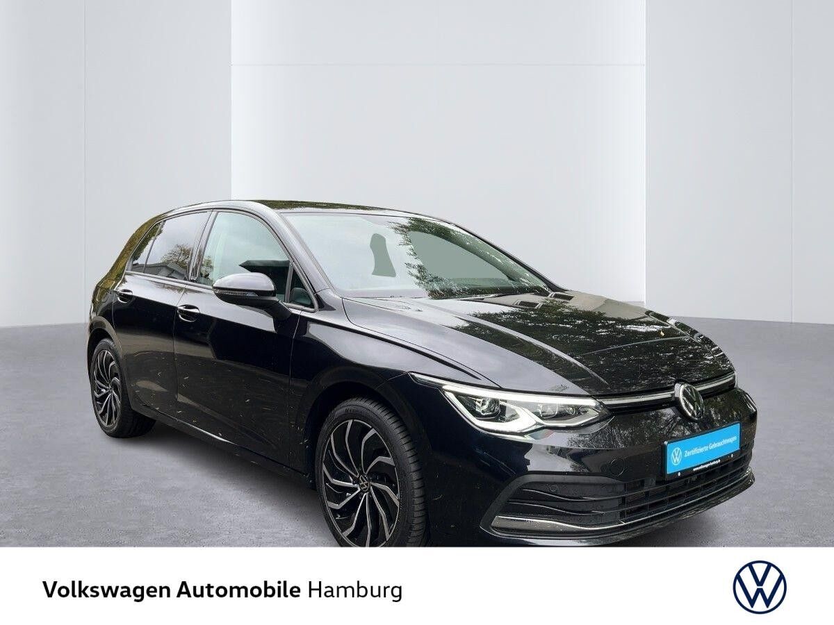 Volkswagen Golf VIII 2.0 TDI DSG LED AHK Kamera Sitzheizung