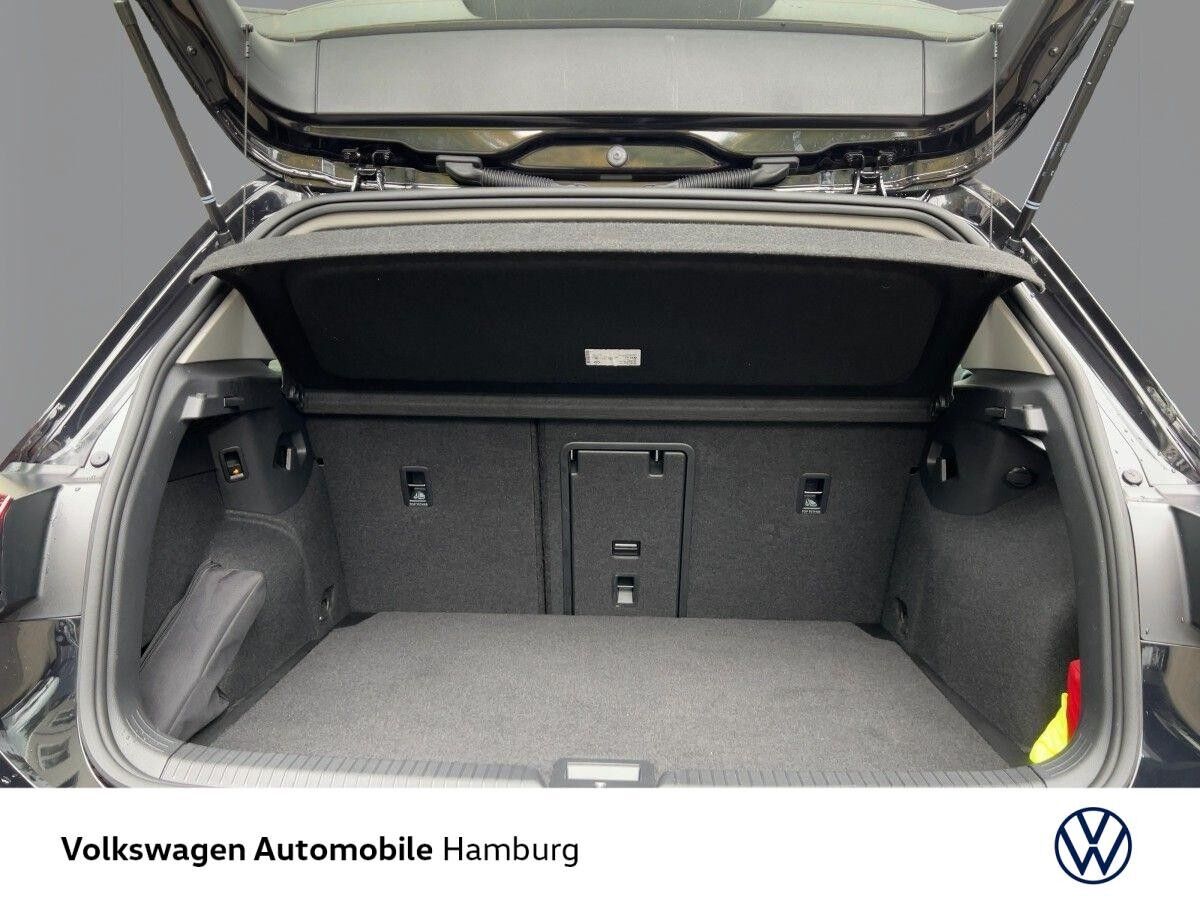 Volkswagen Golf VIII 2.0 TDI DSG LED AHK Kamera Sitzheizung