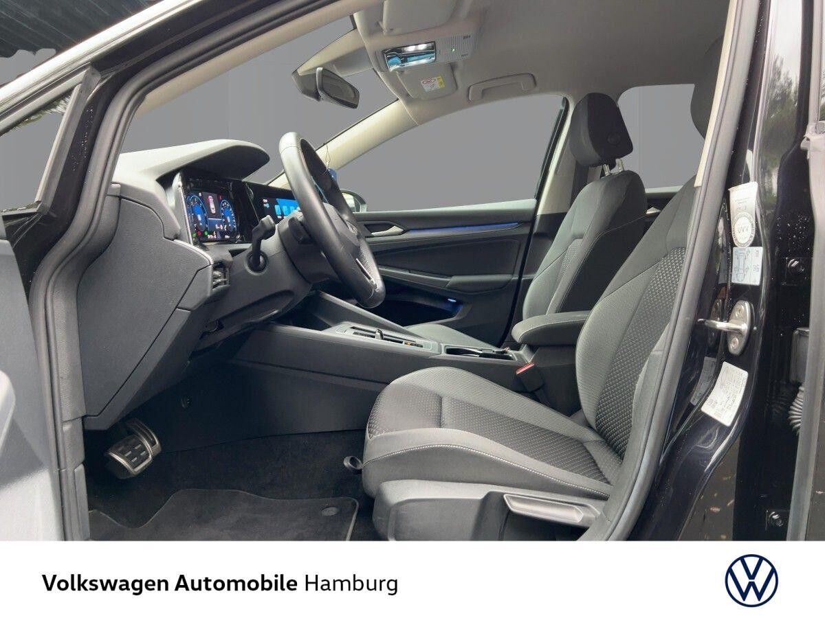 Volkswagen Golf VIII 2.0 TDI DSG LED AHK Kamera Sitzheizung