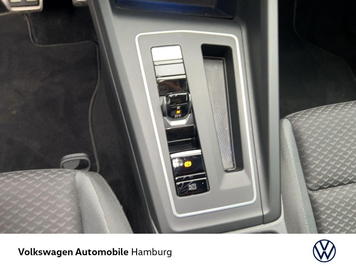 Volkswagen Golf VIII 2.0 TDI DSG LED AHK Kamera Sitzheizung