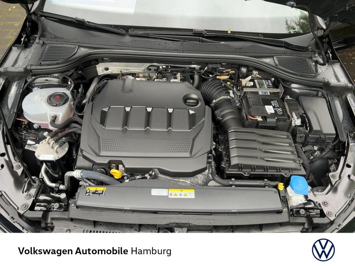 Volkswagen Golf VIII 2.0 TDI DSG LED AHK Kamera Sitzheizung
