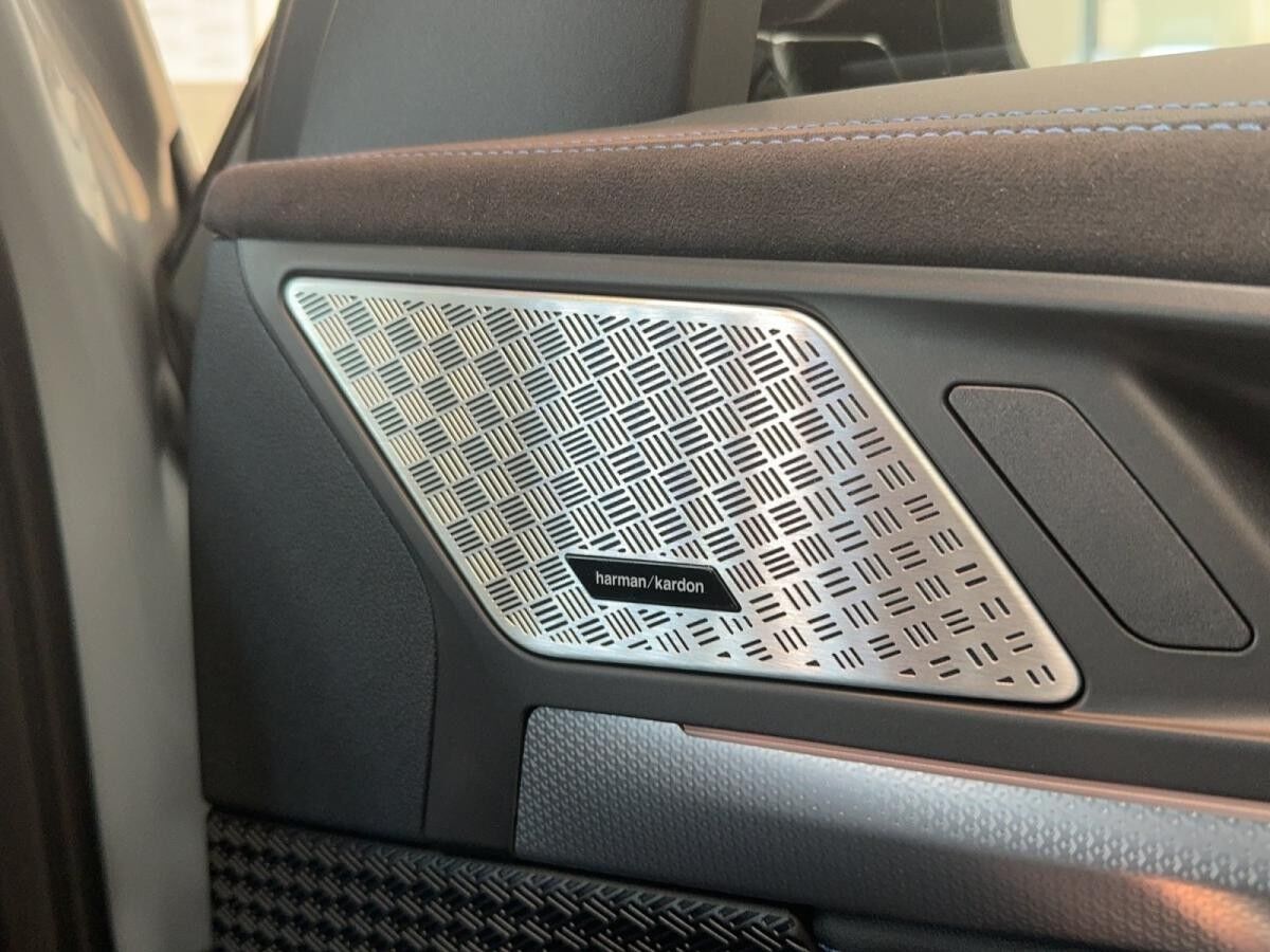 BMW iX2 xDrive30 M Sportpaket Head-Up HK HiFi DAB