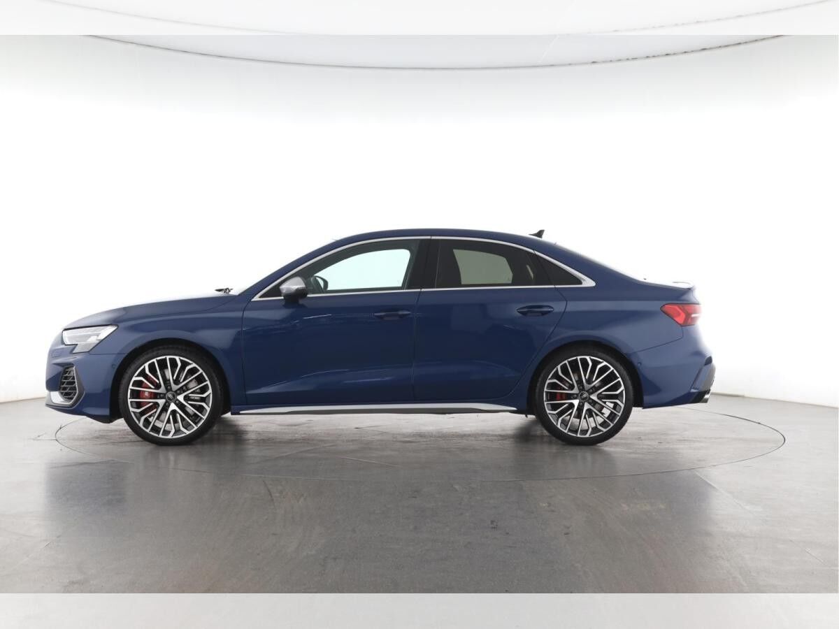 Audi S3 Limousine TFSI quattro S tronic MMI NAVI+