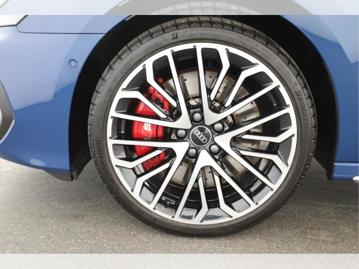 Audi S3 Limousine TFSI quattro S tronic MMI NAVI+